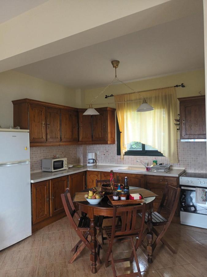 Hara'S Apartments ซากูเดีย ภายนอก รูปภาพ